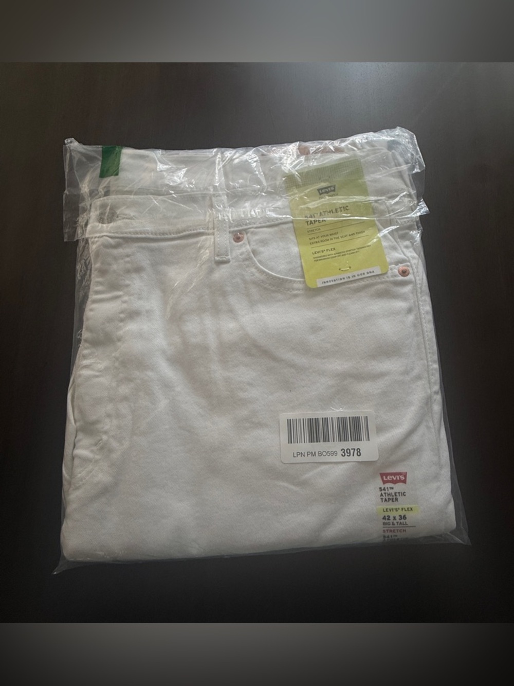 Levi's White Athletic Taper Jeans - Packaged